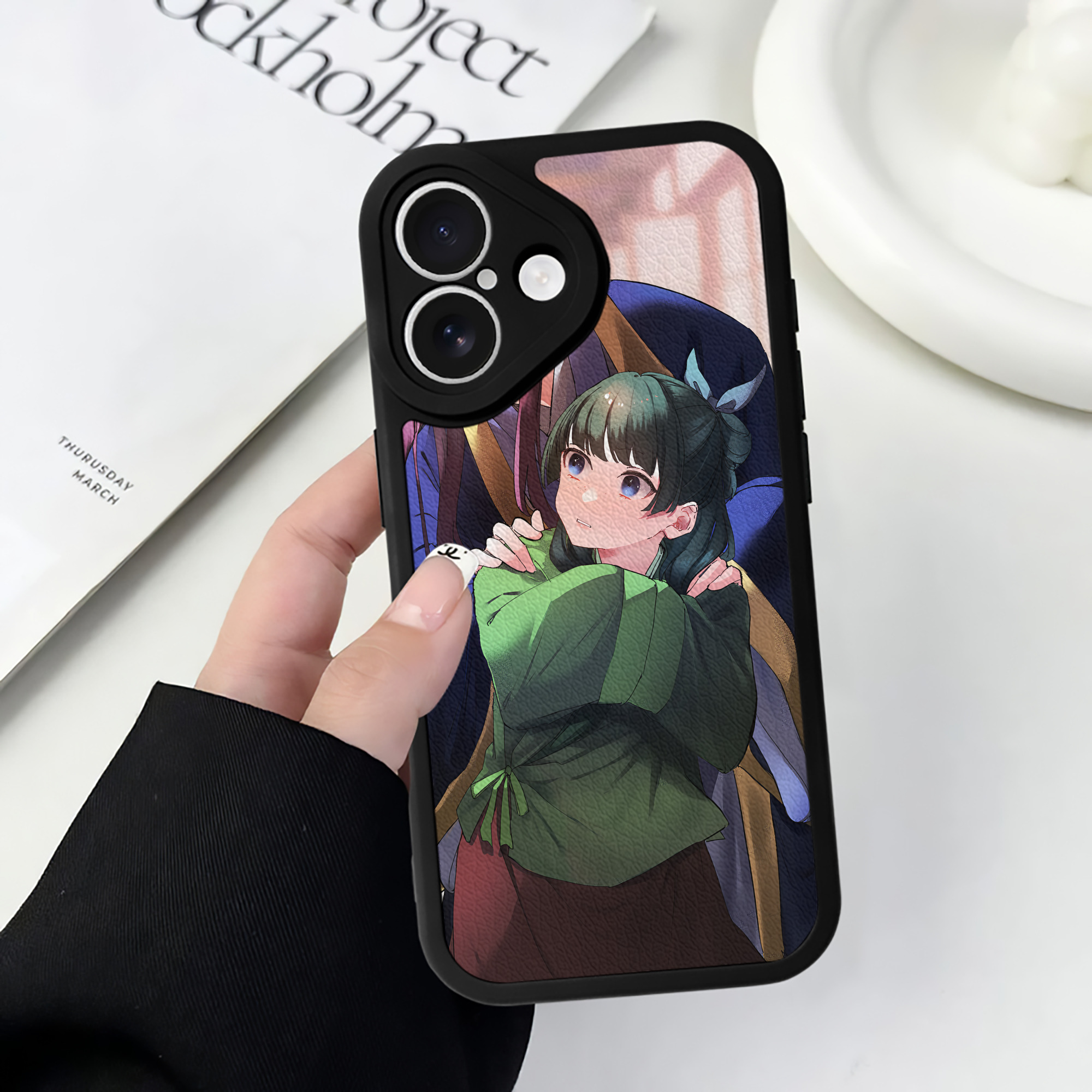 （画像用） 薬屋のひとりごと The Apothecary Diaries 【iPhone 16シリーズ対応】シリコンスマホケース（レザー調） 材質：シリコン